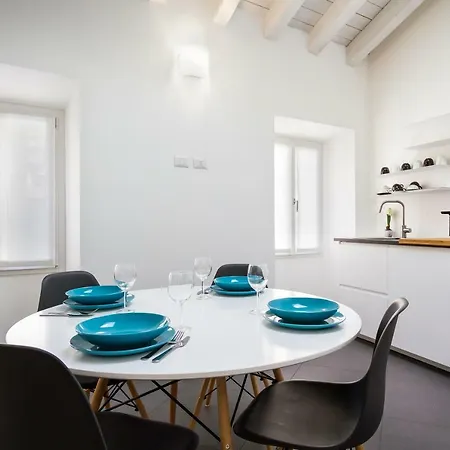 Casa Perlasca * Τσερνόμπιο